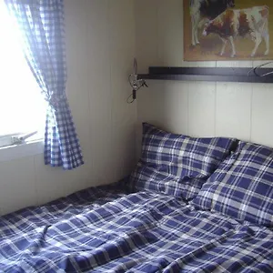 Your Cozy Waggon At The Cows' Paradise Frühstückspension