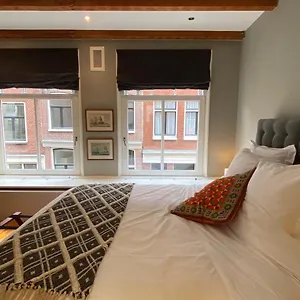 Bed & Breakfast The Lastage -, Amsterdam
