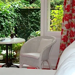https://bed-and-breakfast-amsterdam.ihotelsrotterdam.com